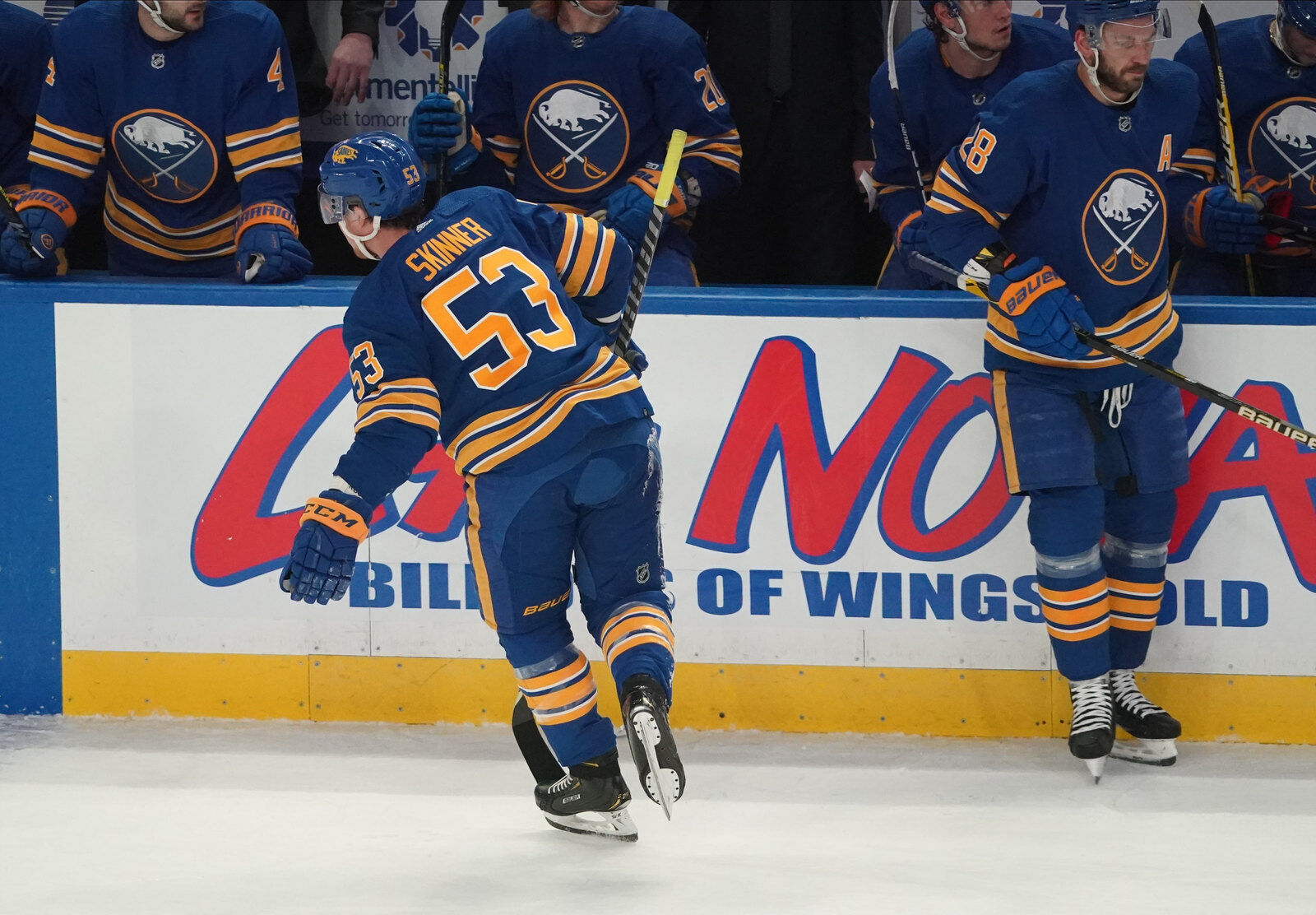 Buffalo Sabres take on the Tampa Bay Lightning